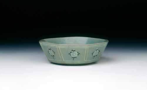 Look at the bowl from the koryo dynasty. what does it reveal about koryo culture?