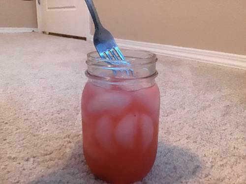 How to make a perfect drink. So refreshing.

Ingredients 
Cute cup
Crystal light lemonade
Cup of c