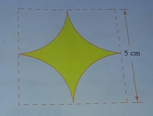 The figure above shows a square of side 5 cm from which four quadrants are cut out. Calculate the a